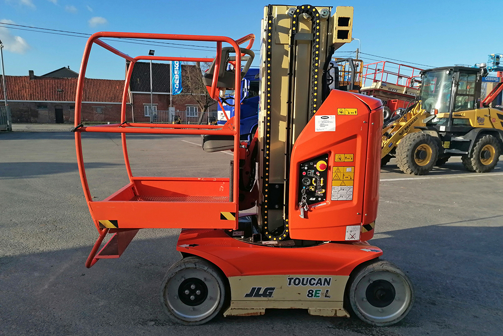 JLG TOUCAN 8E