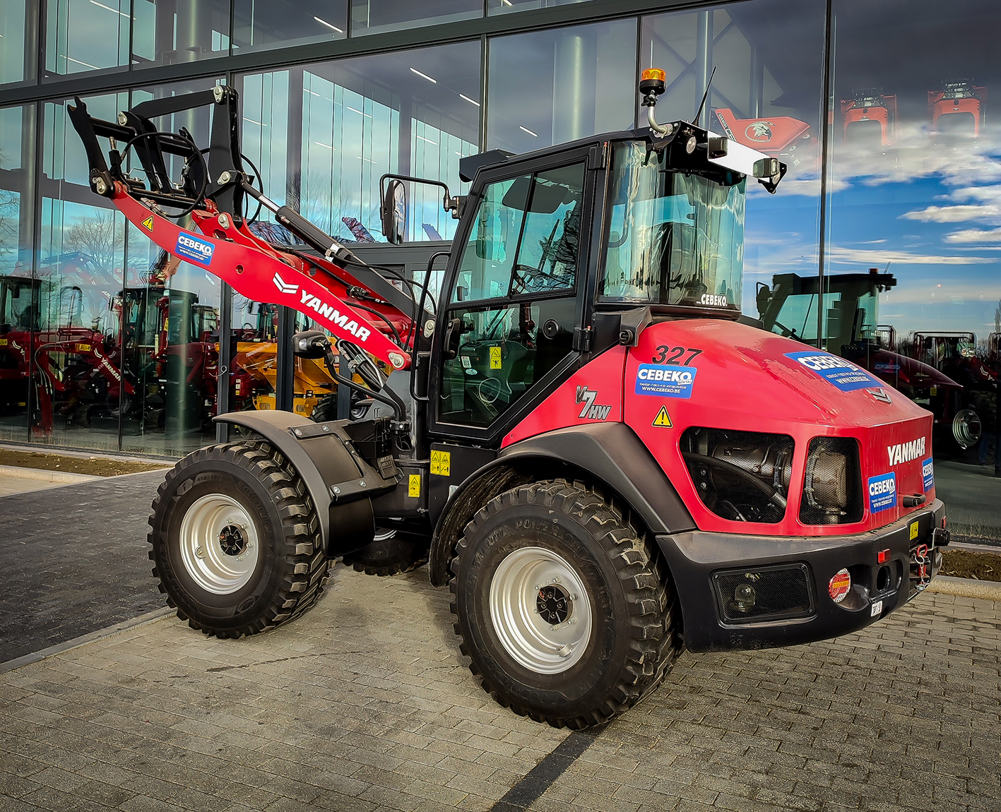 CEBEKO | Verhuur | Wielladers | Yanmar V7-HW